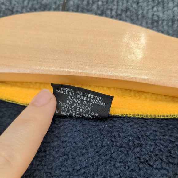 New York Hotel & Casino Mens Fleece Pullover Yellow XL V-Neck Vintage Made USA - Picture 12 of 15